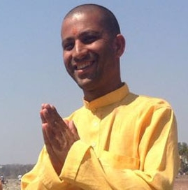 Digamber chamoli, CV