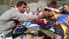 Ritual near Yamnotri, Himalaya